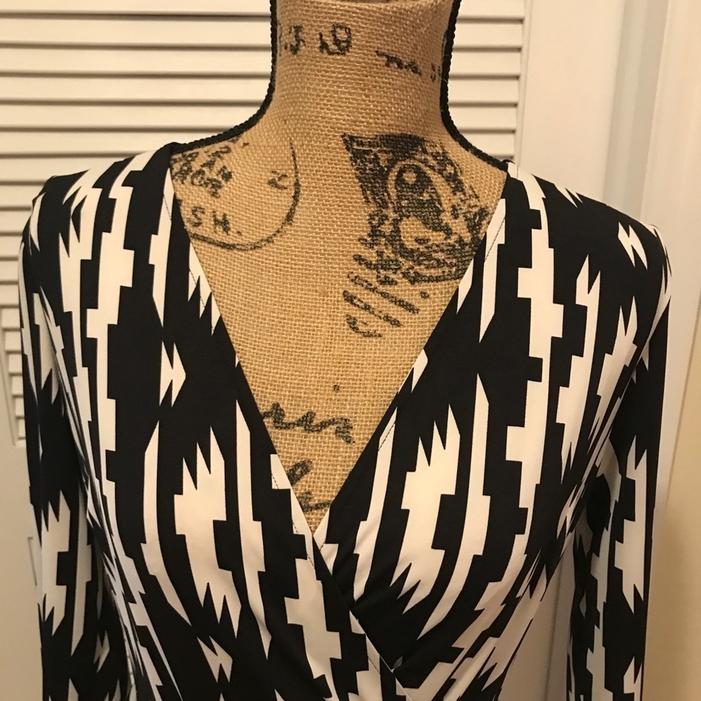 🌸INC Patterned Dress - Picture 2 of 7